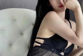 微密圈 - 这红色套装穿上,牛奶里的果汁都得疯狂打call,私房图集发车!