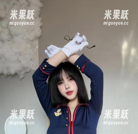 微密圈 - 美图解锁：琳铛铛的透明设定，像是在云里雾里转悠