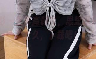 甜予摄影 - 全套高跟鞋，思思也只能说别看太久，下载吧！