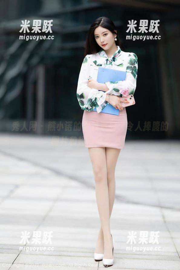 秀人网 - 熊小诺的女孩系列，令人捧腹的图片和超热门资源！