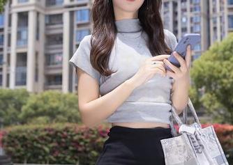 秀人网 - 图片精选：王伊纯驾驭的纯白，眼前一亮，还是眼瞎？