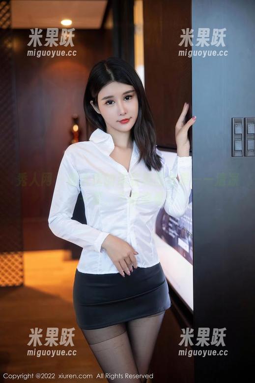 秀人网 - 陈大榕的泳装美图合集——清凉一夏，不信来看！