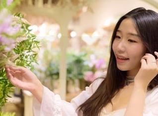 穆零Mu0的照片不仅有“朦胧美”,还有可能是外星人来者,大家慢慢拍,别闹!