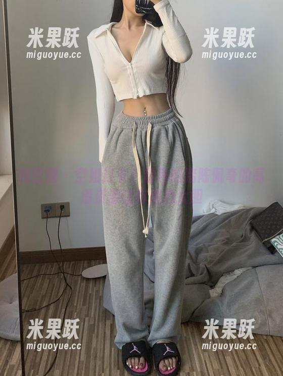 微密圈 - 空姐打卡？粉色的猪陈佩奇的高清资源让你放心大胆