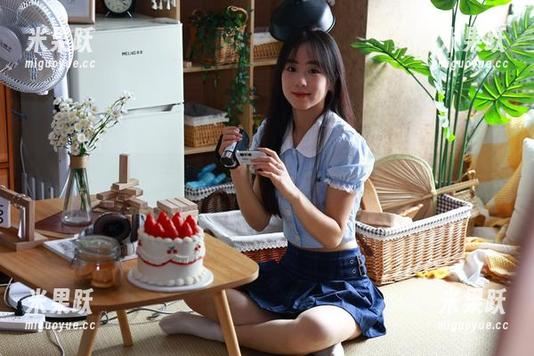 绮梦摄影-子涵 绮梦摄影 - 子涵的学妹写真,抓住我的目光,沉迷中