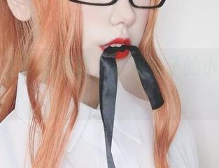 在无圣光的氛围里,芋圆侑子的小秘书日常