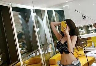 微密圈 - 空姐全套，葛征做出了绝妙选择，画面感真不赖。