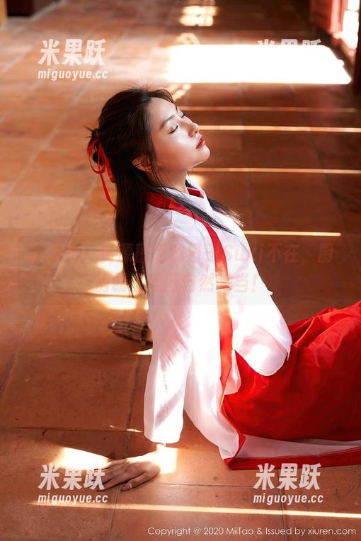 蜜桃社-Suki 蜜桃社 - 资源匮乏的日子Suki不在,厨房霸主美图自然妥当!