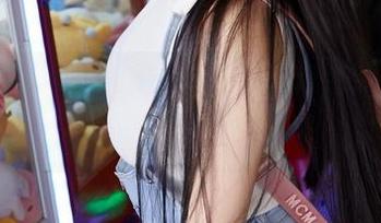 蜜桃社 - 你见过穿礼服的豆瓣酱吗?快来网盘一探究竟!