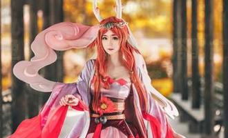 一窥金鱼yui的高清写真,搭配古米泳装,暗示满满