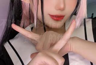 阿九从不咕咕的修女作品,分享那一抹“禁忌”的优雅