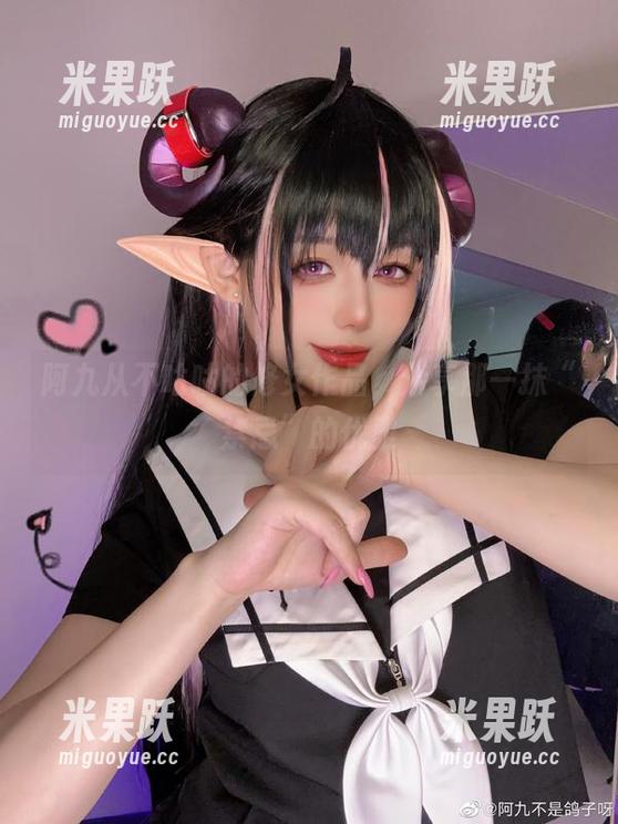 阿九从不咕咕的修女作品，分享那一抹“禁忌”的优雅