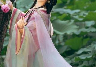 雯妹不讲道理的自拍:图集里的无需修图,也挺有意思